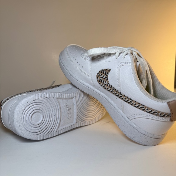 Nike White and Brown Women's Sneakers Brand New, Size W6/M4.5 - Picture 1 of 6